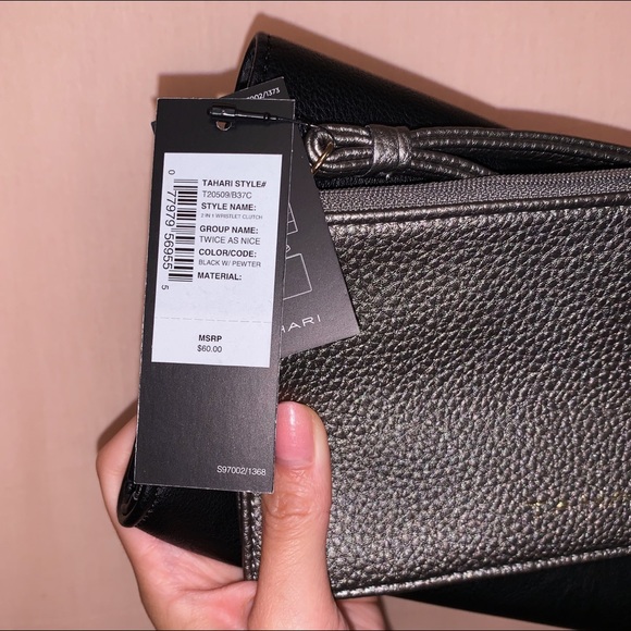 2-IN-1 TAHARI WRISTLET IN BLACK AN - Picture 4 of 4